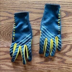 Nike LIVESTRONG Men's Gloves - Dark Blue and Yellow